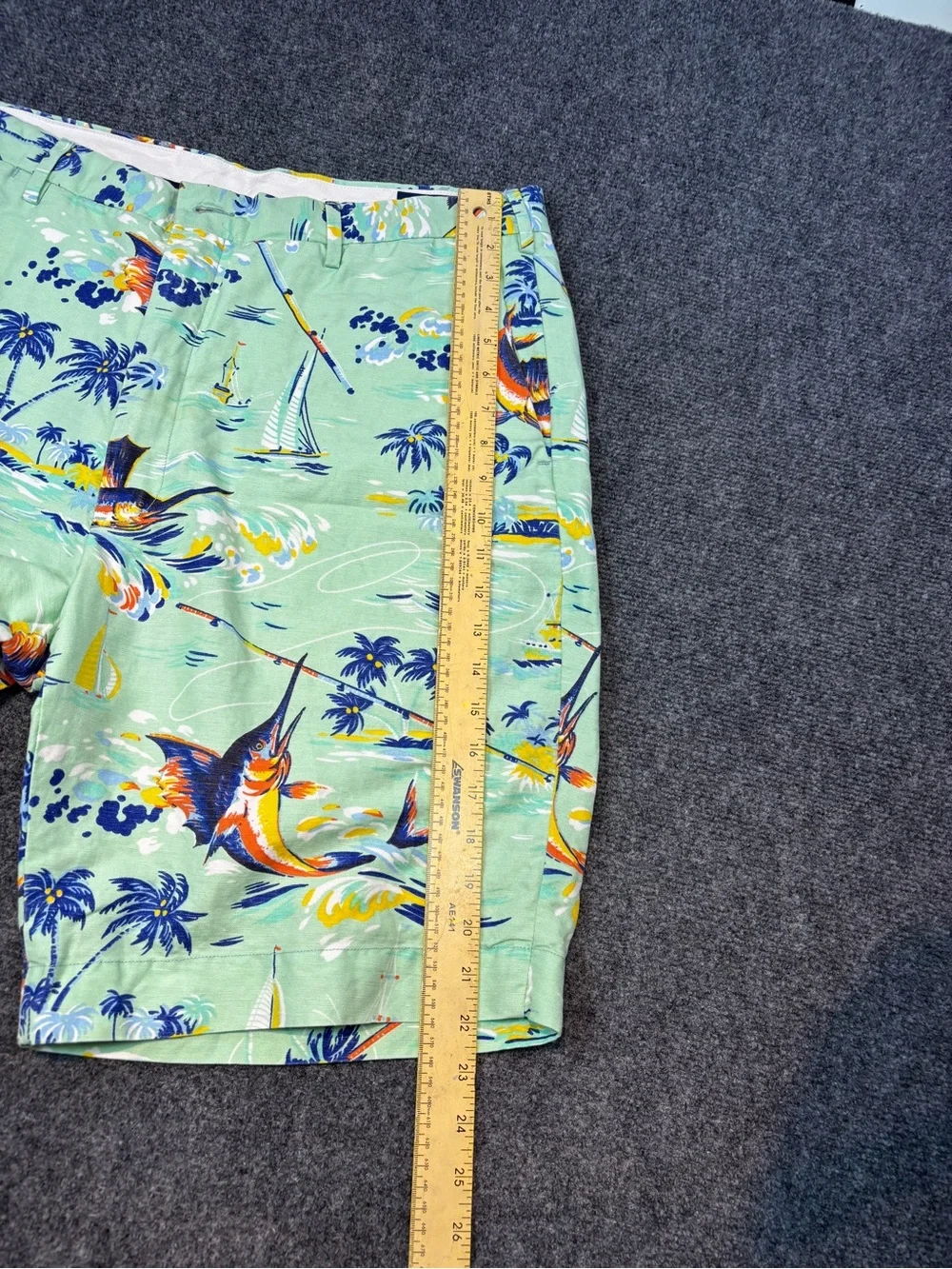 Polo Ralph Lauren linen/cotton blend Hawaiian print shorts size 38